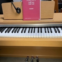 中古美品　ヤマハ 電子ピアノ アリウス ARIUS YDP-142C 2015年製 88鍵 の画像
