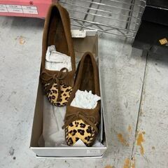 S18　ミネトンカ　新品