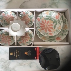🌺SAINI CHINAの皿、炭しゃもじ、レモンフルーツ搾りドイ...