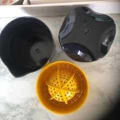 🌺SAINI CHINAの皿、炭しゃもじ、レモンフルーツ搾りドイツ製品🌺未使用9️⃣点の画像