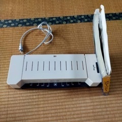 ラミネーター