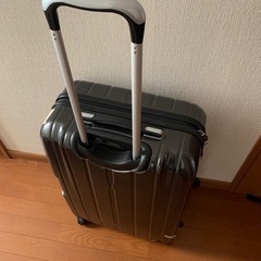 【お譲り先決定】Xactのスーツケース
