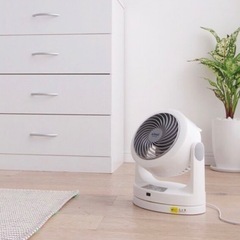 【中古】アイリスオーヤマ efeelエフィール 強力コンパクトサーキュレーター 扇風機 送風機の画像