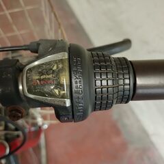 赤いママチャリ27　ロードサイクル　自転車の画像