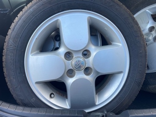 ほぼ新品タイヤホイールセット