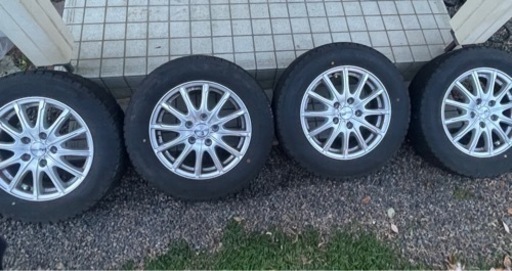 195/65R15《中古》スタッドレスタイヤ　ホイールセット