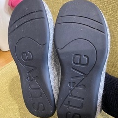 strive サボサンダルの画像
