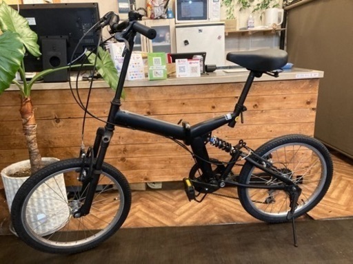 【前後タイヤ・チューブ新品！】サスペンション付き　6段変速　20インチ折りたたみ自転車　マットブラック