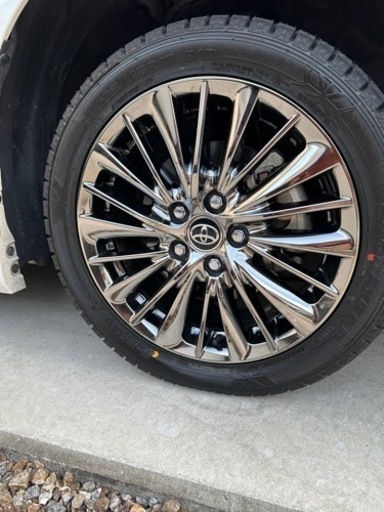 アルファード30系後期エグゼクティブラウンジホイール