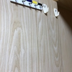 パイン材化粧板 クローゼットの画像