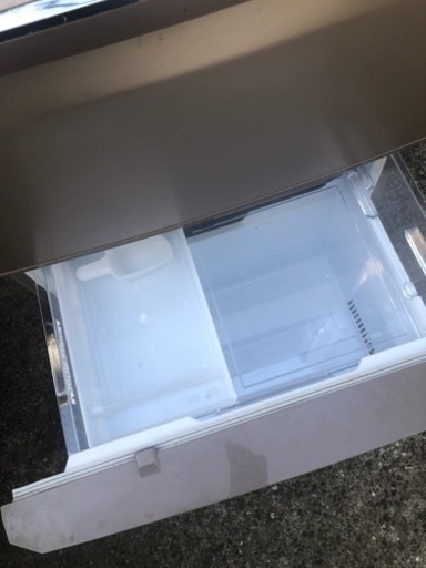 激安セール！　2018年製　三菱冷凍冷蔵庫　335 L  シャンパンピンク