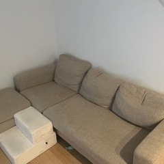オットマン付き3人掛けソファの画像