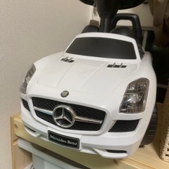 ベンツ  子供用足漕ぎ 車の画像