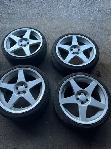 18インチ　pcd100 7.5j +17