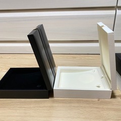 ラストプライス！ジュエリーケース紙製☆大きめ深めボックス内側ベルベット☆白黒の画像