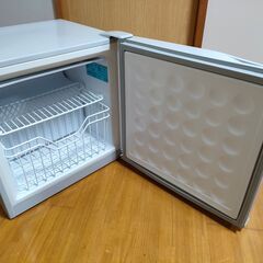 38L 前開き式冷凍庫 JF-NU40G Haier Joy Seriesの画像