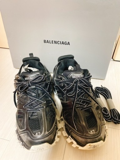 BALENCIAGAトラックトレーナースニーカー