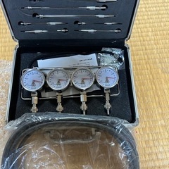 4連バキュームゲージの画像