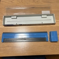 穴あけパンチ 文具
