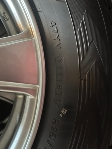 YOKOHAMAスタッドレスタイヤ、ホイールセット　215/70R16 G075
