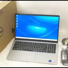 美品 DELL NI85S-CNHBS Inspiron 15 3520 15.6インチ 第12世代 Core i7-1255U 16GB/SSD 512GB プラチナシルバー Windows11 ノートパソコン