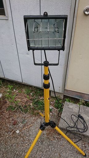 ハロゲン投光器、三脚・1灯型、