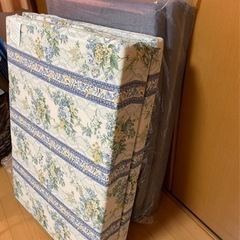 三つ折りマットレス　2セット　バラでも可の画像