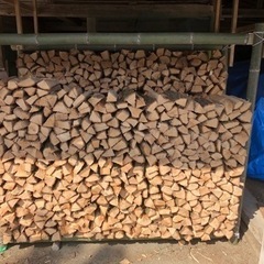 キャンプ用　乾燥クヌギ　20kg  の画像