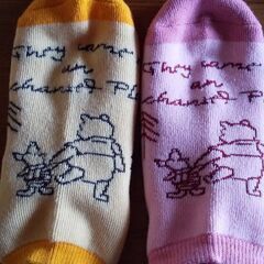 新品･未使用 くまのプーさん柄 厚地婦人靴下2点セット①の画像