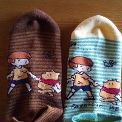 新品･未使用 くまのプーさん柄 厚地婦人靴下2点セット②の画像
