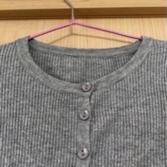セシルマクビー　ニット　グレーの画像