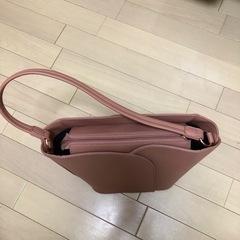 バケツ型ショルダーバッグの画像