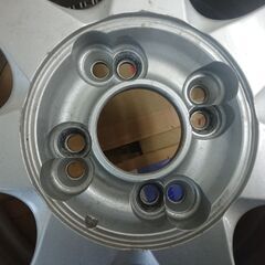 アルミホイール4本 BRIDGESTONE FEID TS7 　１４×５ 1/2Ｊ　４×１００　ＯＦＦ３５　５００ＫＧ　ＶＩＡ６２０ＫＧ　ホンダ モビリオスパイクで使用予定でしたが車を買い換えたので出品します。　タイヤは付いていませんので、廃タイヤ処分料は掛からず お好きなタイヤを装着してください。の画像