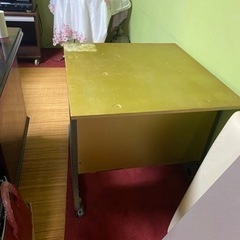 パソコン台