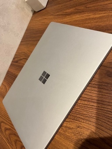 ノートパソコン Surface Windows10 薄型