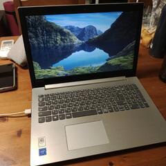 レノボ　薄型ノートパソコン