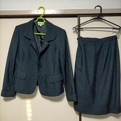 婦人服　スーツ　９号