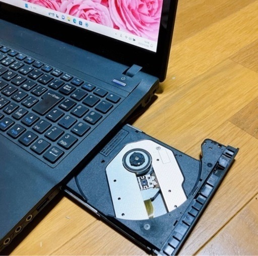 初期設定済　すぐに使えるノートPC　ネットサーフィンＤＶＤもＯＫ unitcom