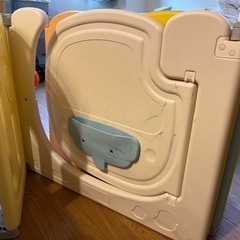 ベビーサークルの画像