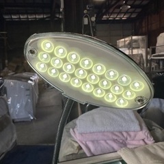 充電式LEDスタンドライトの画像