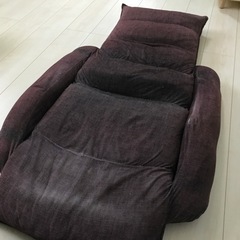 リクライニングチェアーの画像