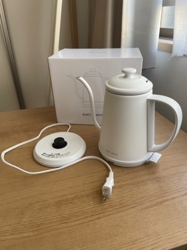 AND-DECO クラシック電気ケトル　SN01-WH