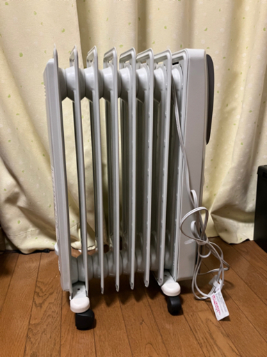 デロンギ　オイルヒーター