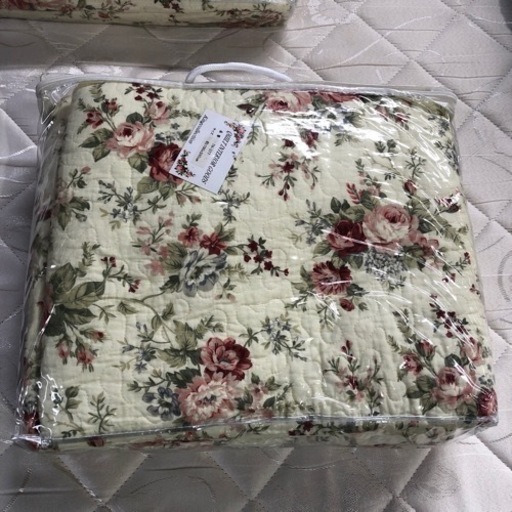 未使用 king collection ラグ ソファーカバー 等使い方いろいろ 190×240cm 薔薇柄バラ柄