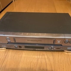 日立ビデオカセットレコーダー(ジャンク品)