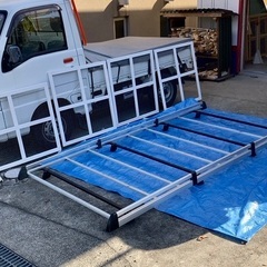  キャラバン NV350 ルーフキャリア Terzo製 