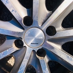 冬タイヤ 215/60R16 ヤリス アクア フィールダー用ブリヂストン製アルミとスタッドレス 4本組の画像