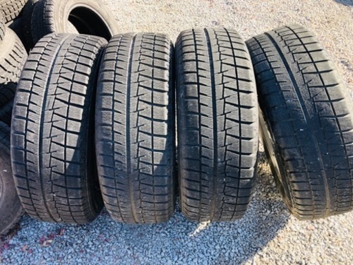 冬タイヤ 215/60R16 ヤリス アクア フィールダー用ブリヂストン製アルミとスタッドレス 4本組 冬タイヤ 215/60R16 ヤリス アクア フィールダー用ブリヂストン製