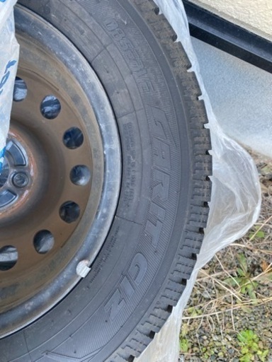 スタッドレス４本　185/70R14 日産ノート　TOYO バリ山