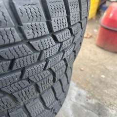 GOODYEARスタッドレスタイヤ4本セートの画像